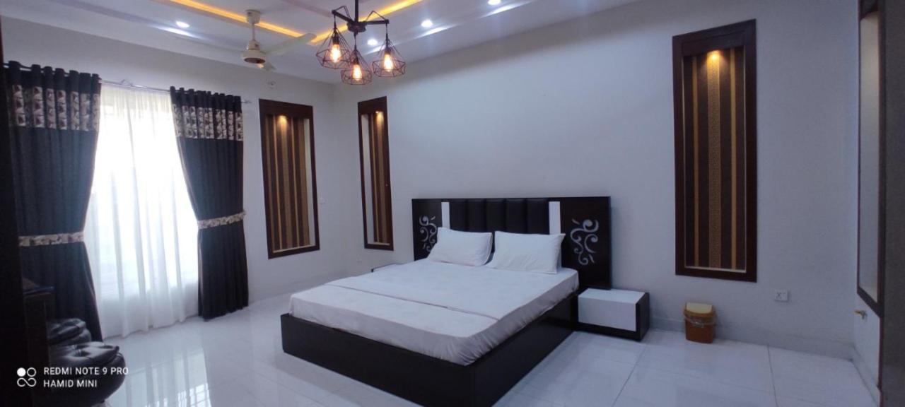 Islamabad Travelodge Guest House Exterior photo