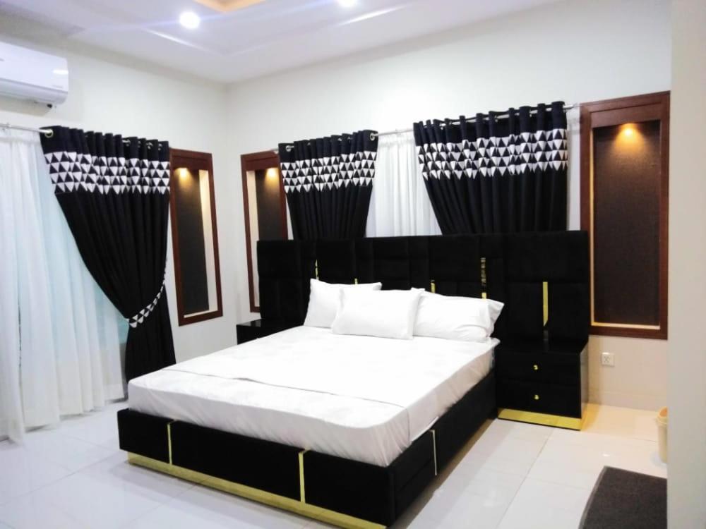 Islamabad Travelodge Guest House Exterior photo