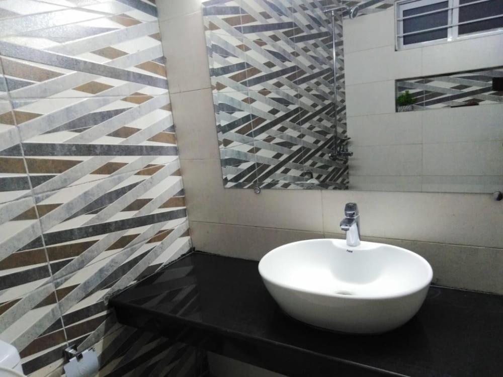 Islamabad Travelodge Guest House Exterior photo