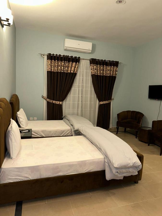 Islamabad Travelodge Guest House Exterior photo