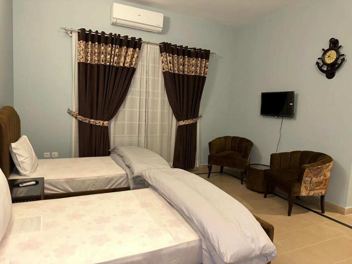 Islamabad Travelodge Guest House Exterior photo