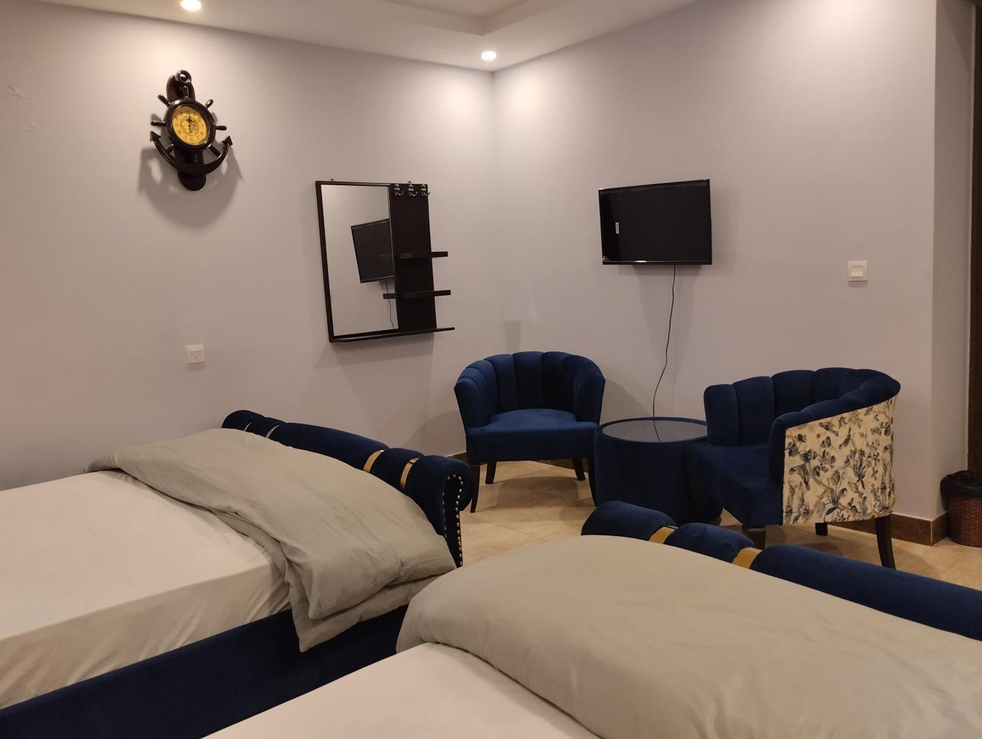 Islamabad Travelodge Guest House Exterior photo